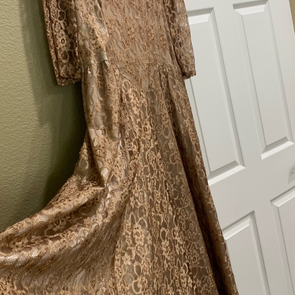 Women gold lace maxi dress size 8 - Picture 4 of 9